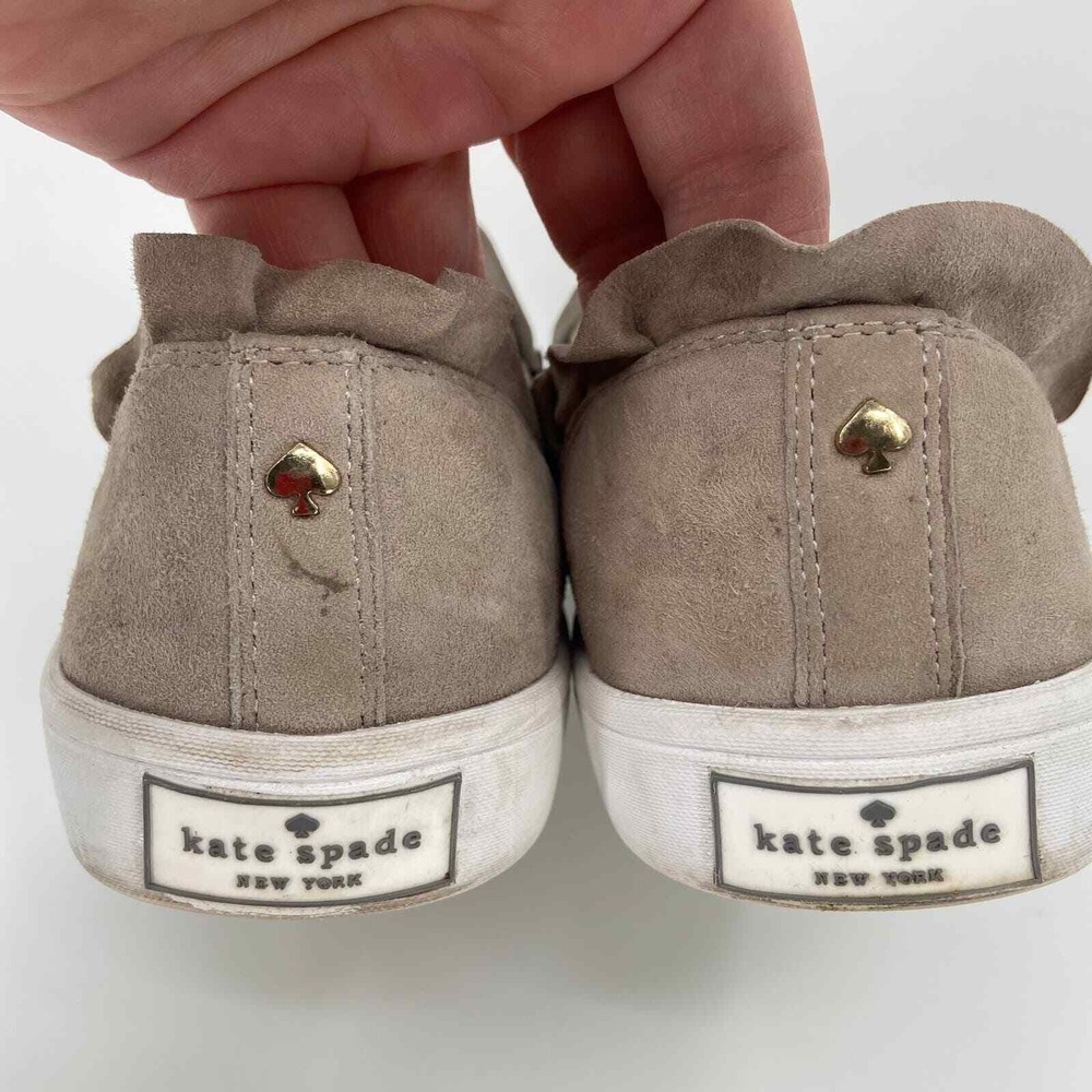 Kate Spade New York Lillie Ruffle Sneaker Size 6 Beige Suede Slip On Loafer - Picture 6 of 11